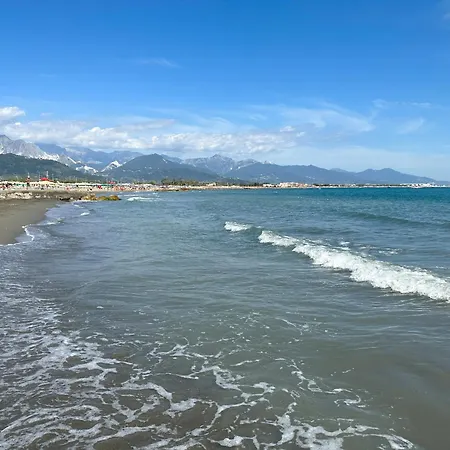 아파트 La Perla Di Luni Mare Casa Vacanze